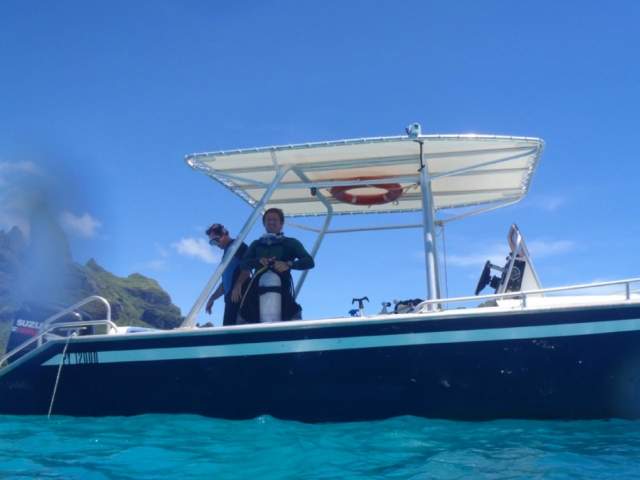 Captain and instructor on board the dive boat